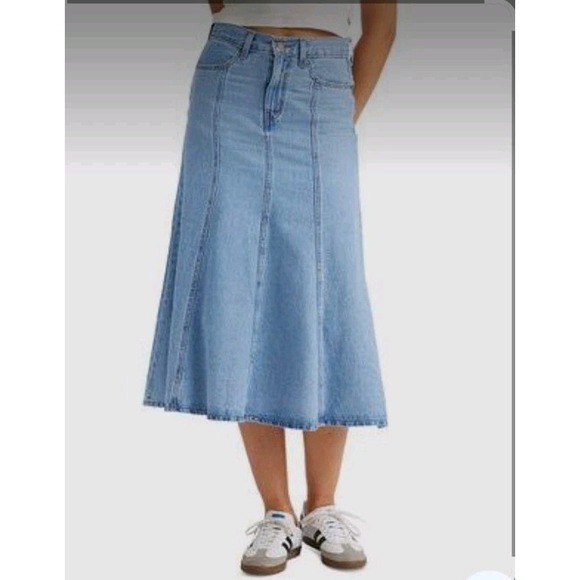 Levi's Dresses & Skirts - Levi's Fit and Flare Womens Denim Paneled Midi Skirt Size 26 Light Blue Hippie